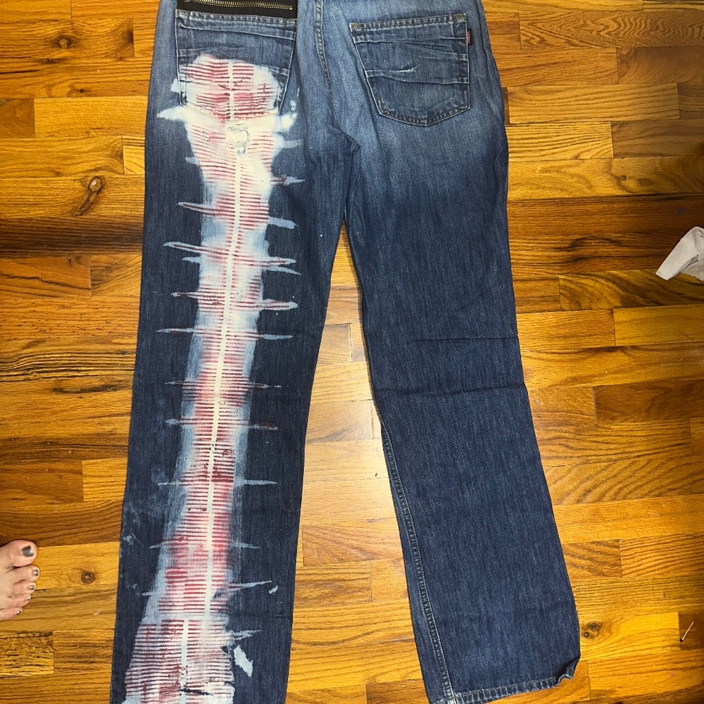 Prada jeans practicaly new with a tie dye detail in the back - Picture 3 of 11